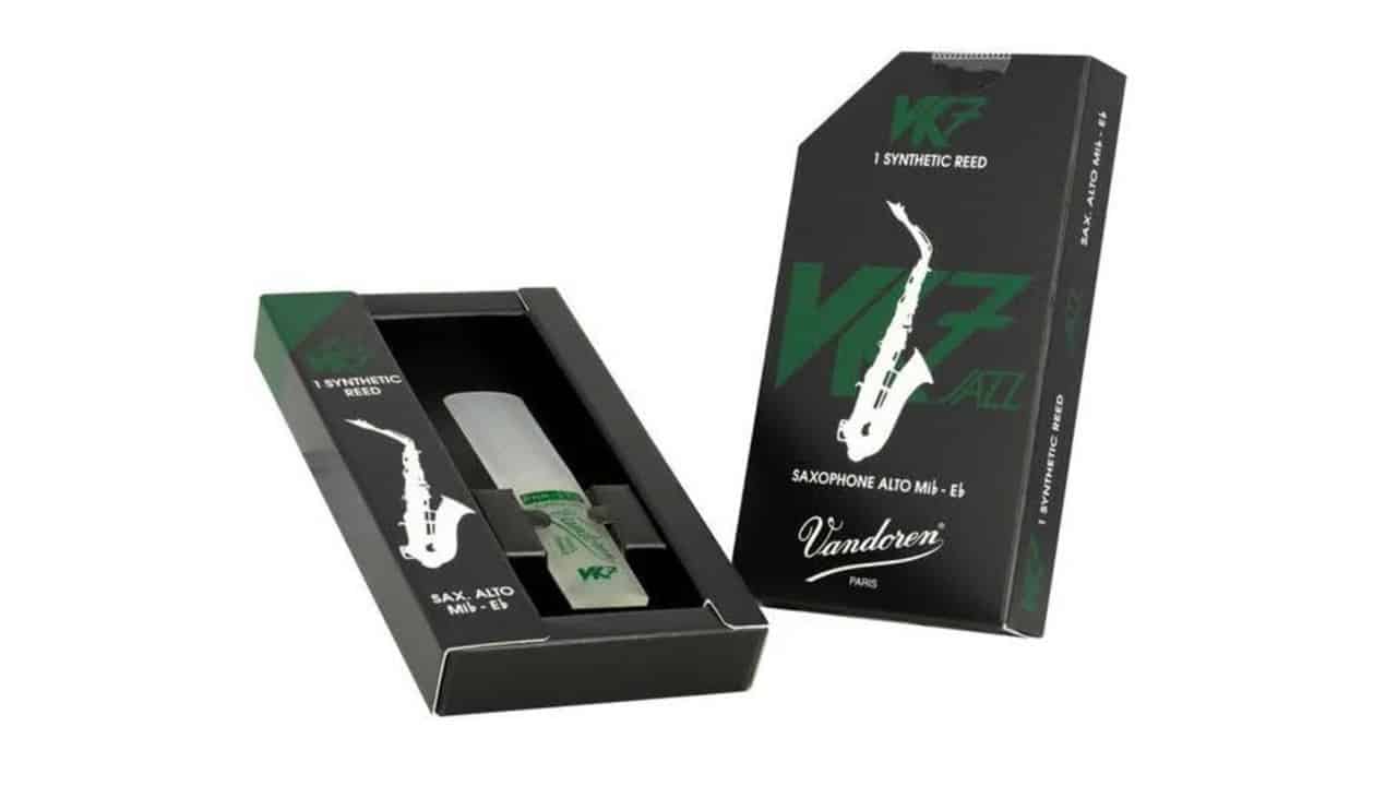 Vandoren VK7 JAZZ synthetic reed for Alto Saxophone - Image 2