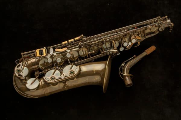 Saxo alto Harlem AS-400 Nuevo! Lacado vintage