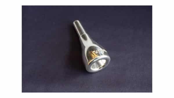 Boquilla All Brass modelo "Juan Cruz de Urquiza" para Flugelhorn