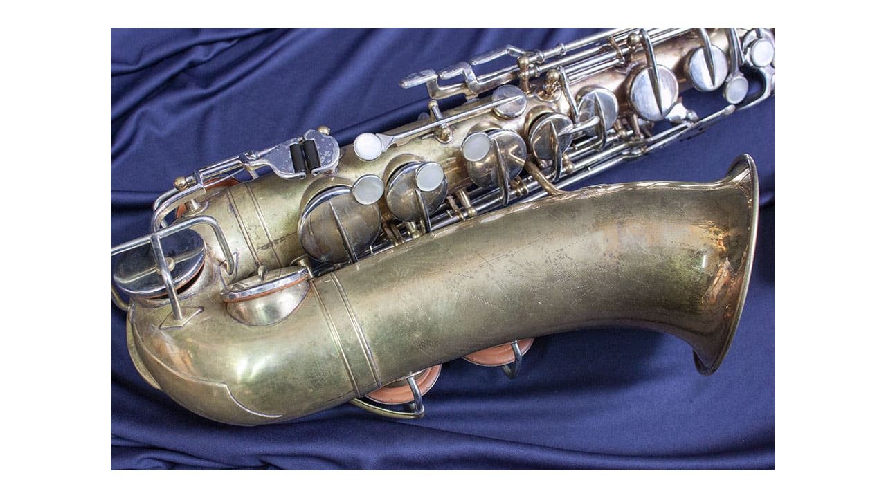 Martin Committee I "Searchlight" 124xxx Alto Saxophone - Image 2