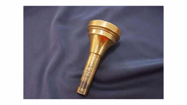 Boquilla Dennis Wick 9BS neck pequeño para trombón