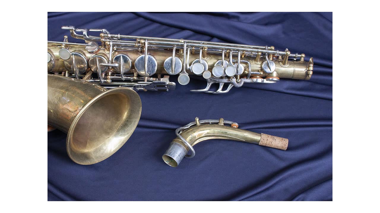 Martin Committee I "Searchlight" 124xxx Alto Saxophone - Image 7