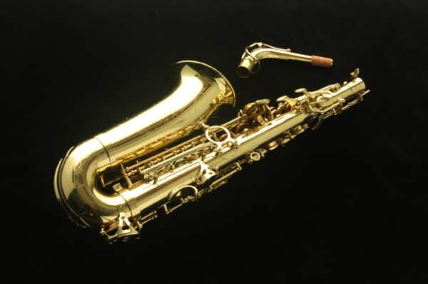Saxo alto Harlem AS-200 Nuevo! Con estuche ligero