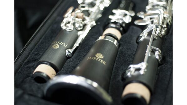 Clarinete Júpiter JCL-750SQ