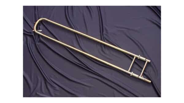 Vara de trombón Antoine Courtois AC420B Legend