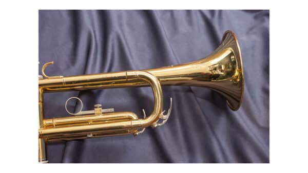 Yamaha YTR-2330 Trumpet