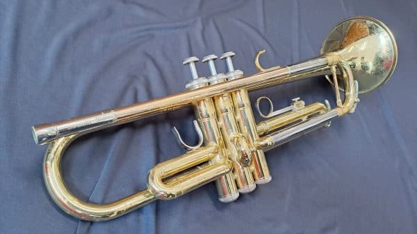 Yamaha YTR-4320E Japan Trumpet
