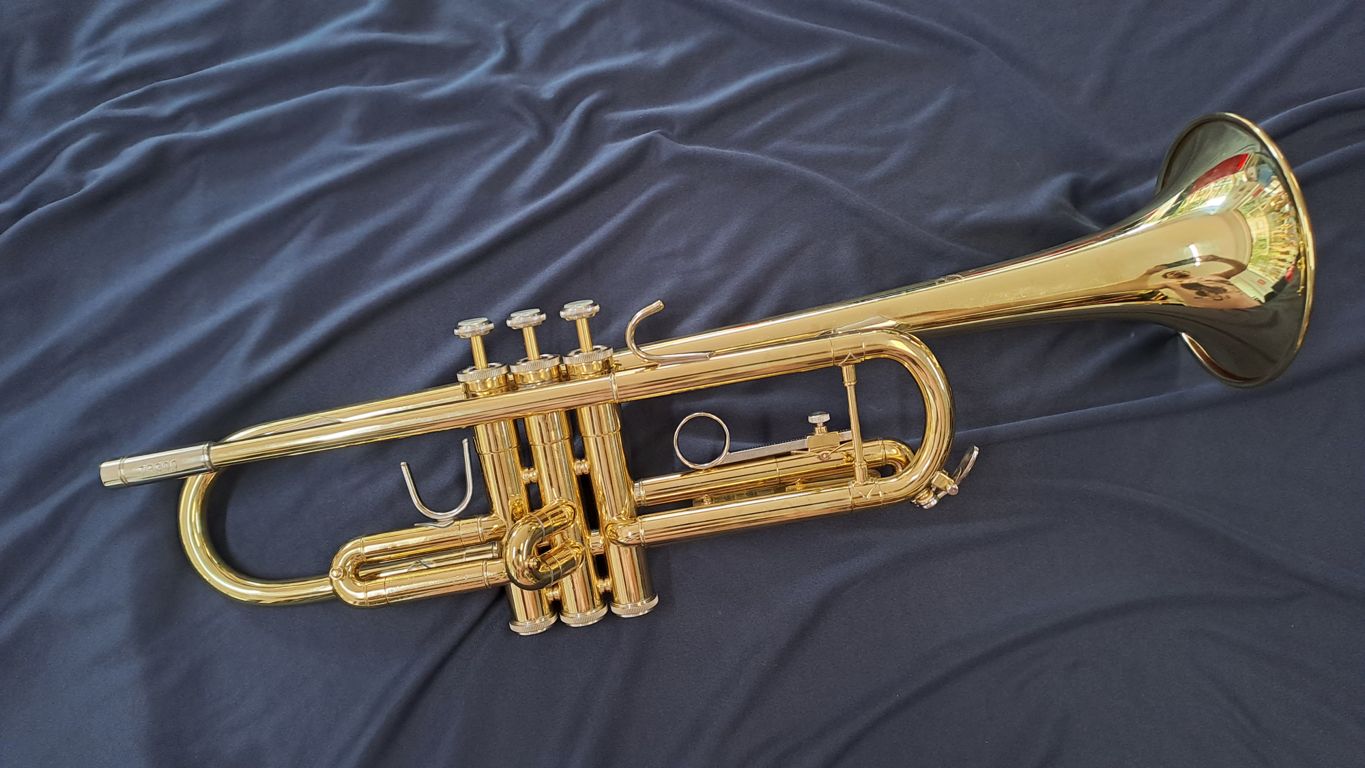 Bach TR-300 USA Trumpet
