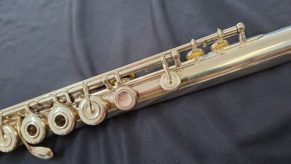 Flauta travesera Sankyo CF-301