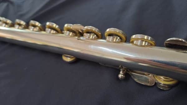 Flauta travesera Sankyo CF-301