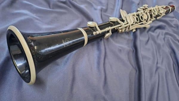 Clarinete Yamaha YCL-24