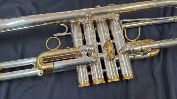 Trompeta Schilke E3L-4 Mib - 4 pistones