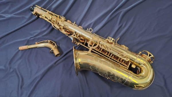 Saxo alto Júpiter JAS-1100