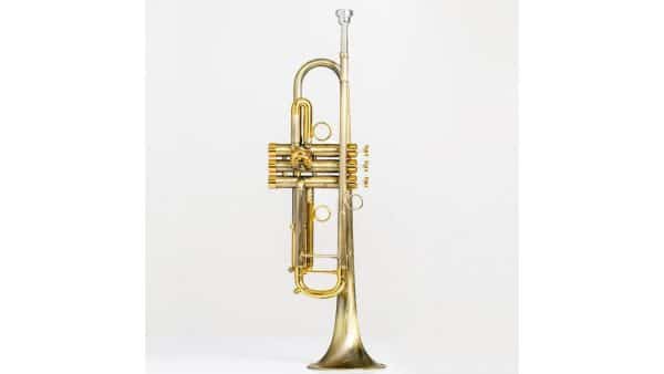 Trompeta SanmaHorn Simón