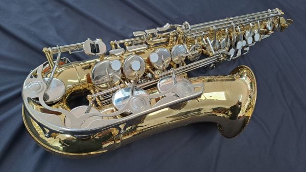 Yamaha YAS-25 alto saxophone