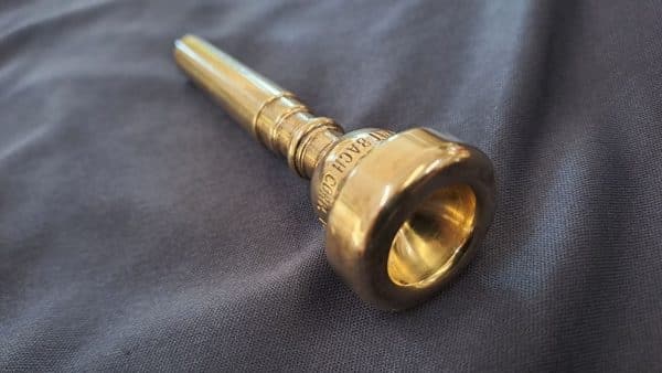 Bach CORP 10C mouthpiece for trumpet - gold plated
