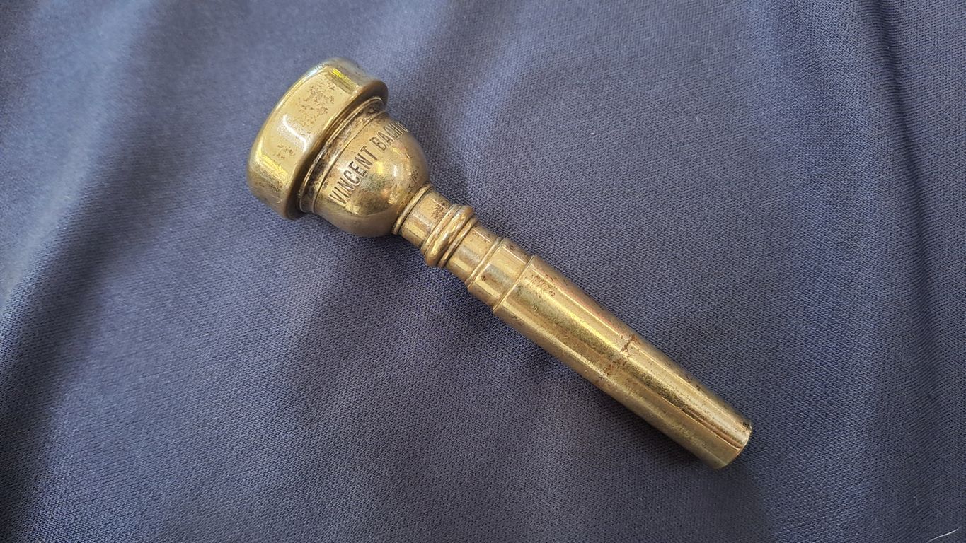 Bach CORP 6C mouthpiece for trumpet - gold plated
