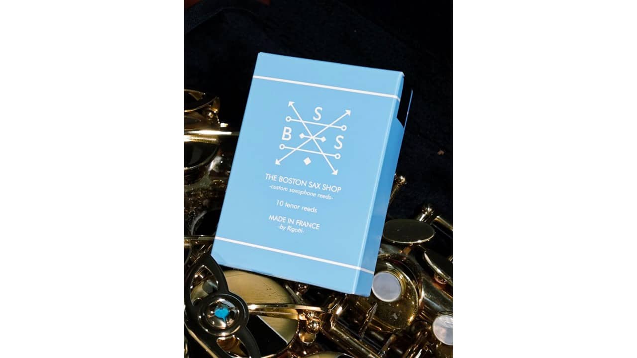 Box of 10 Boston Sax Shop "Blue Label" reeds for tenor saxophone
