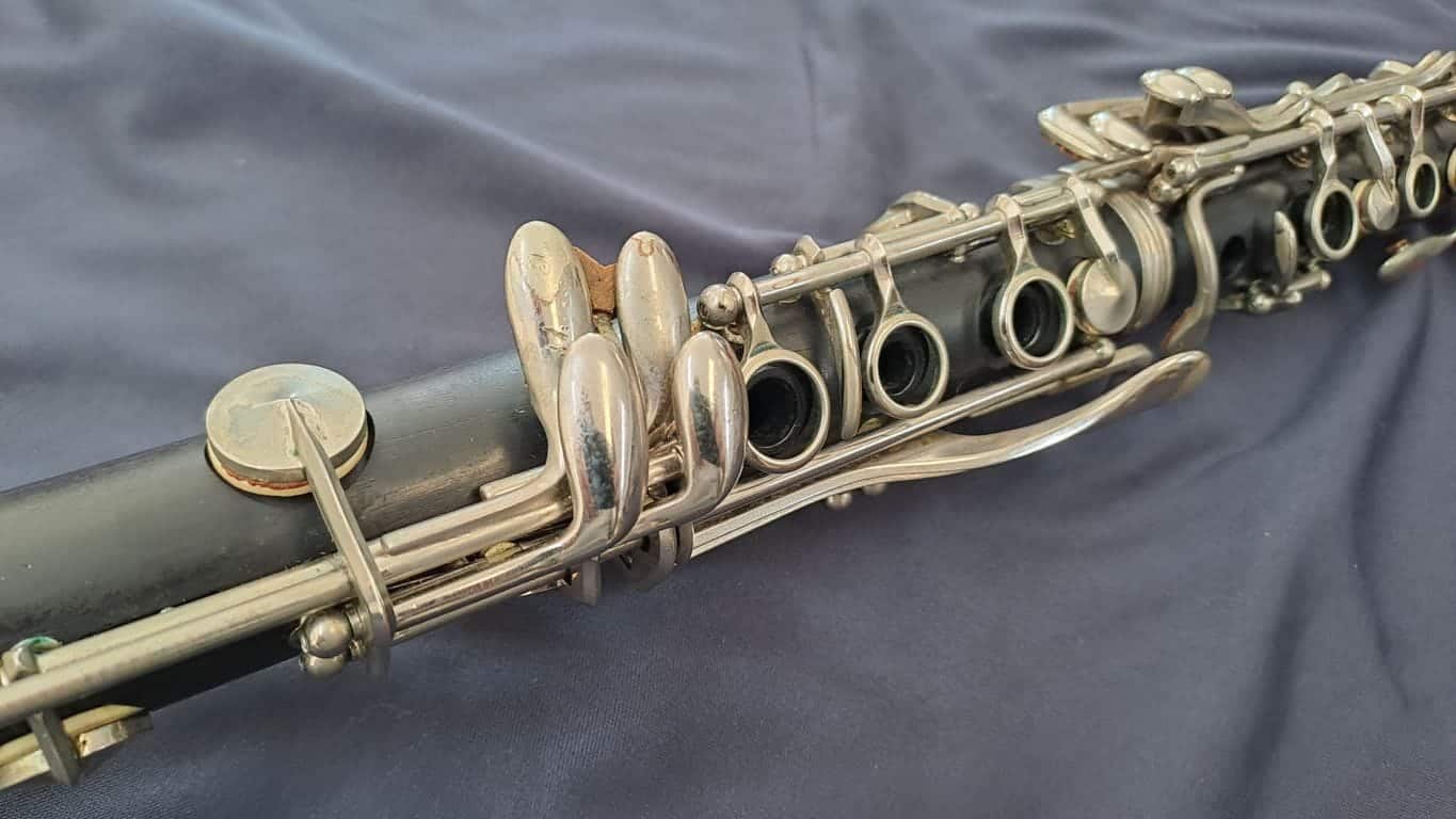 Buffet Crampon E11 Clarinet - Image 3