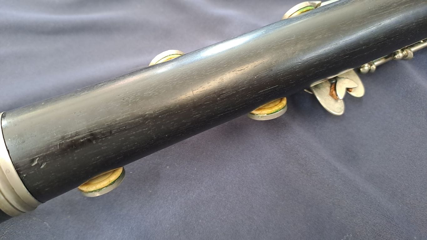 Buffet Crampon E11 Clarinet - Image 5