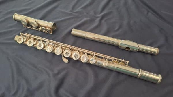 Flauta travesera Yamaha YFL-281SII