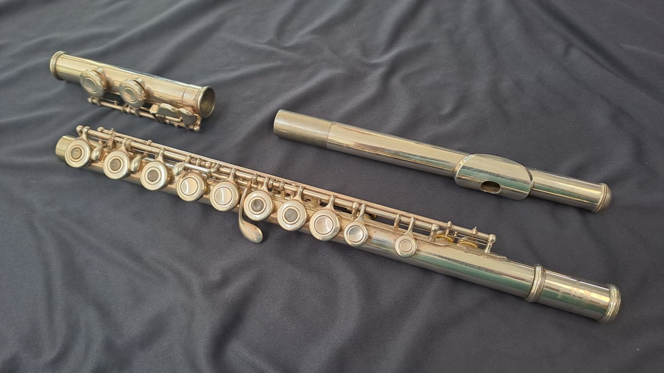 Flauta travesera Yamaha YFL-281SII - Imagen 2