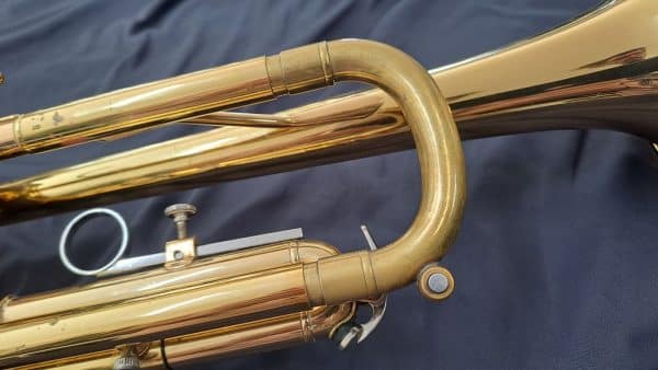 Trompeta Yamaha YTR-2330