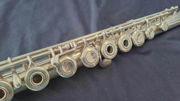 Flauta travesera Yamaha YFL-281S