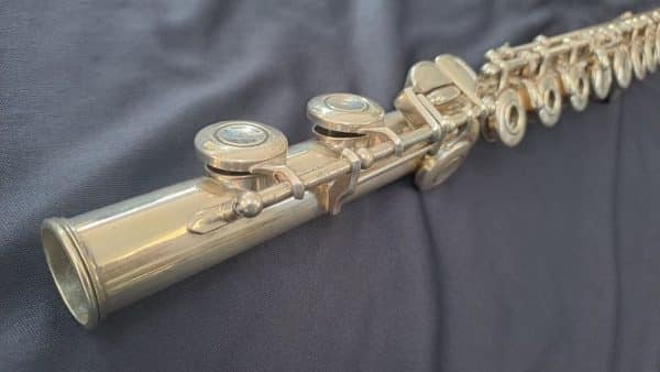 Flauta travesera Yamaha YFL-281S
