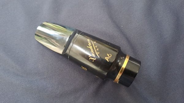 Boquilla Vandoren V16 A6 saxo alto