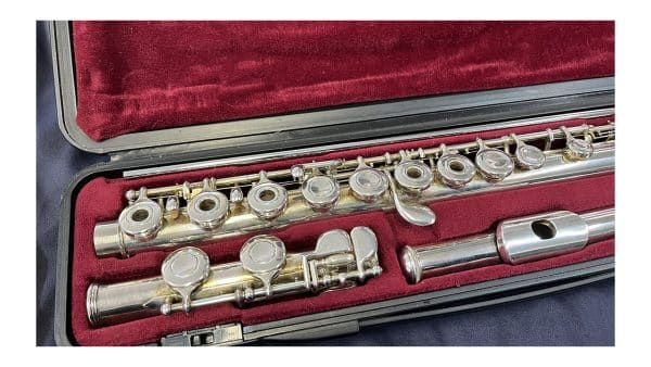 Flauta travesera Yamaha YFL-281SII