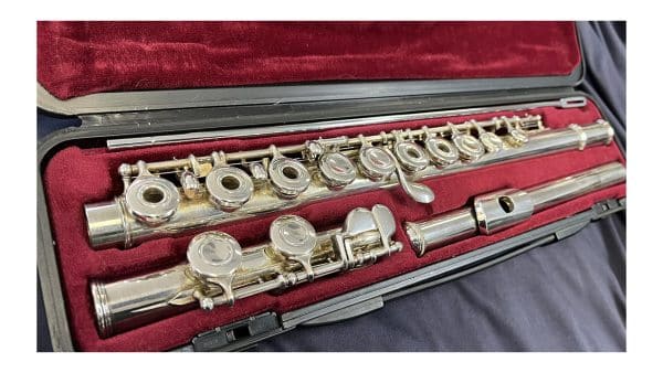 Flauta travesera Yamaha YFL-281SII