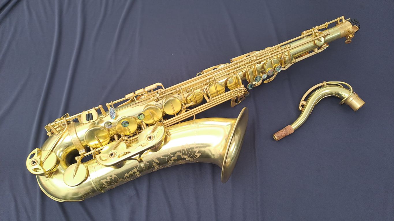 Saxo tenor Bourbon Street New Orleans – Unlacquer